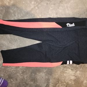 Victoria secret crop workout leggings